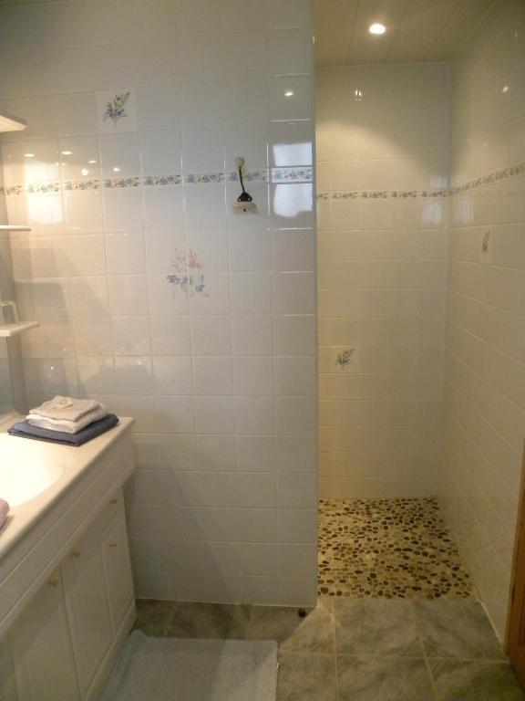 Auberge Les Volpilieres Ruynes-en-Margeride Room photo